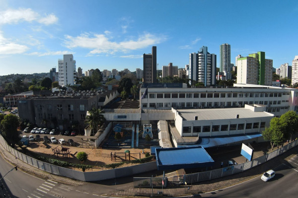 Colégio Marista Pio XII celebra 75 anos e terá homenagem do SINEPE/RS